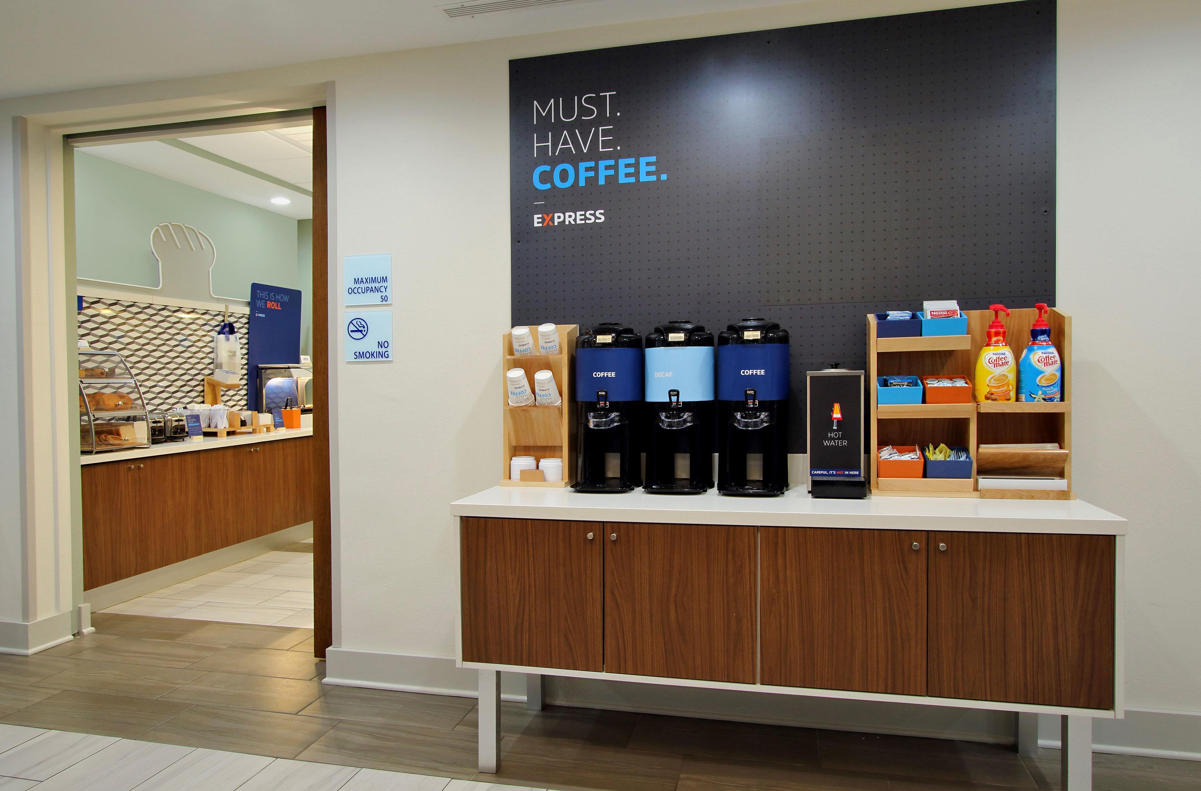 Holiday Inn Express And Suites Beeville By Ihg Экстерьер фото